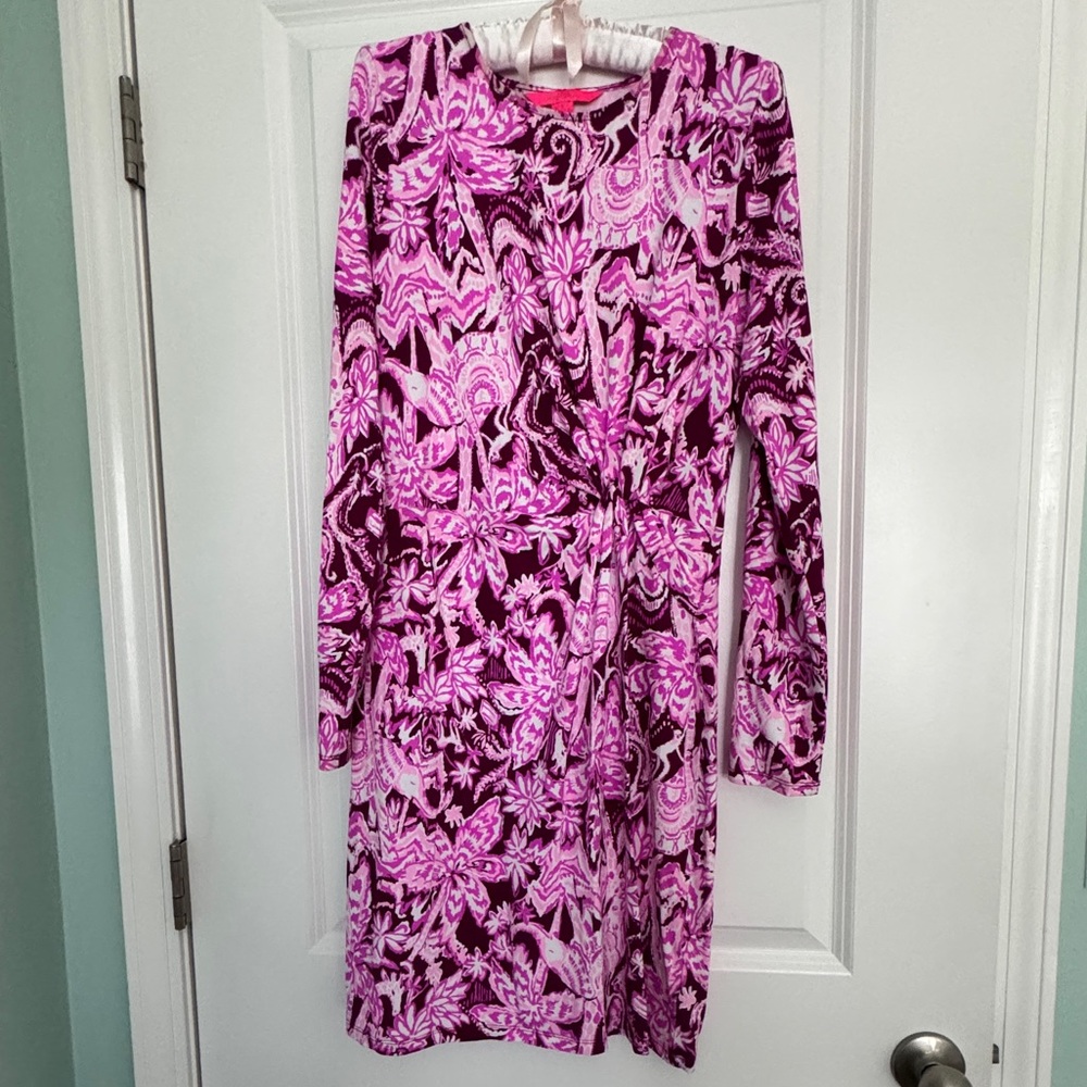 Lilly Pulitzer pinks/white long sleeved dress, off center twist at waist. Small
